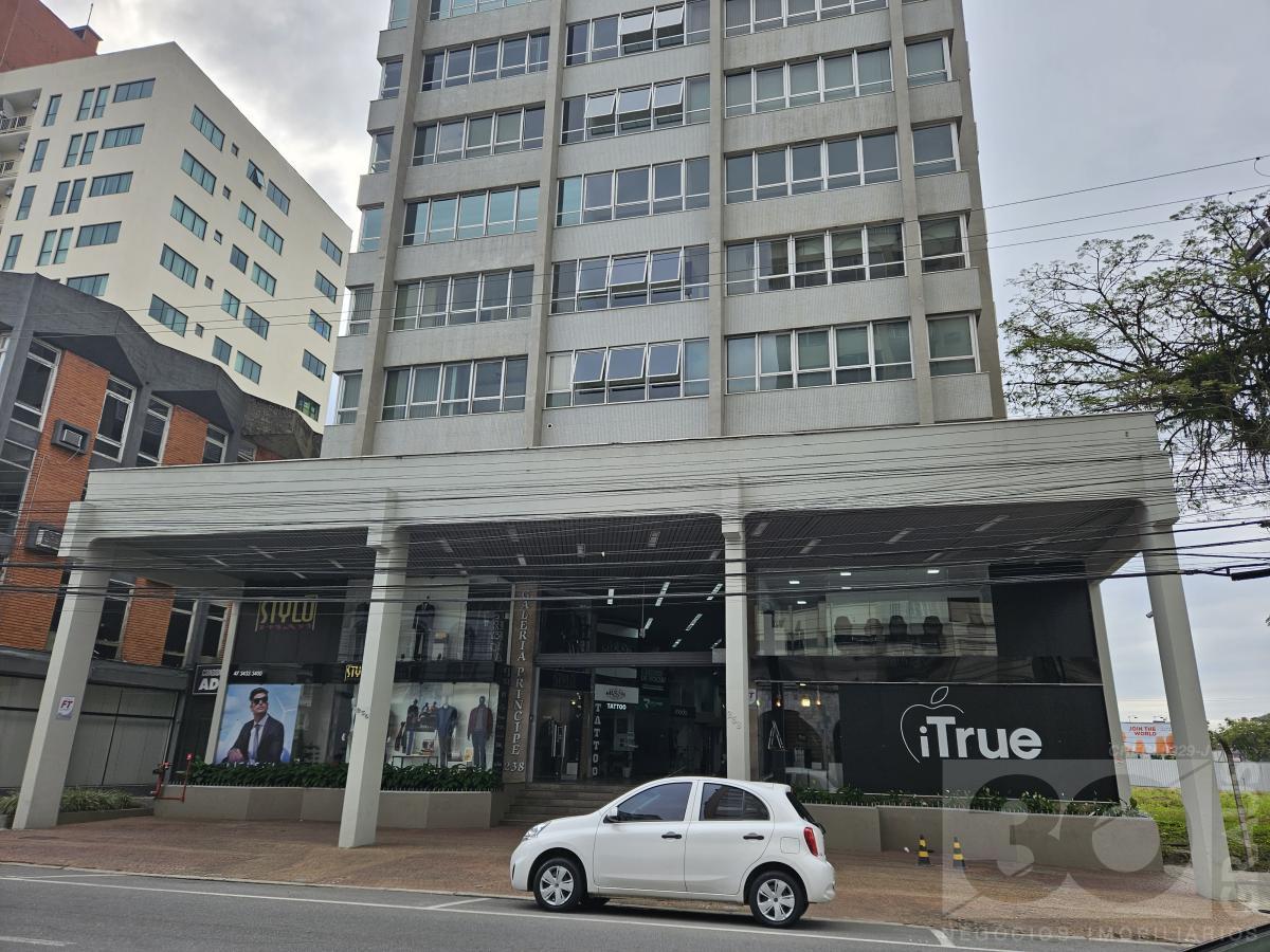 Sala comercial à venda  no Centro - Joinville, SC. Imóveis