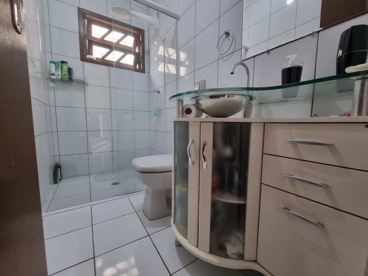 Casa com 2 Dormitórios à venda, 70 m² por R$ 640.000,00 Casa com 2 Dormitórios à venda, 70 m² por R$ 640.000,00