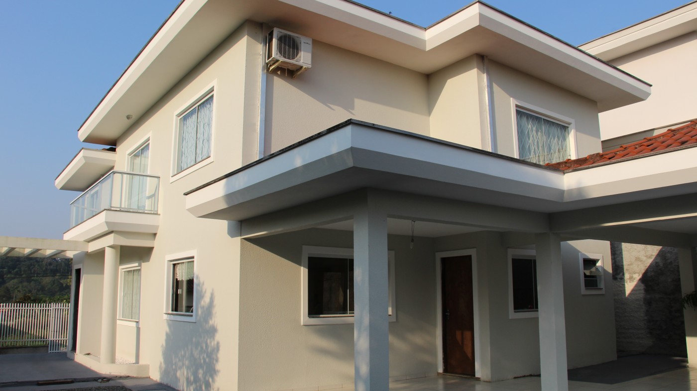 Casa à venda  no Glória - Joinville, SC. Imóveis