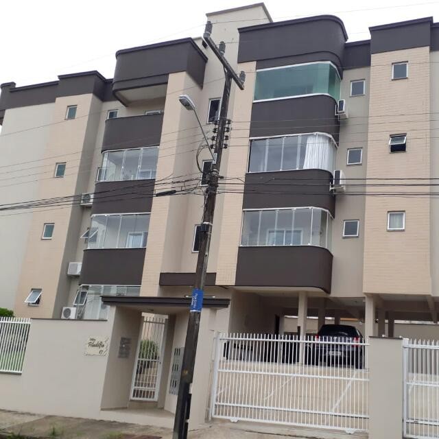 Apartamento à venda  no Bucarein - Joinville, SC. Imóveis