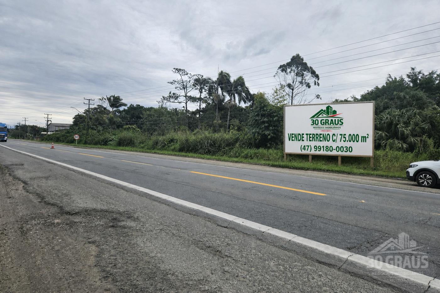 Terreno/Lote à venda  no Centro - Balneário Barra do Sul, SC. Imóveis